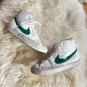 nike blazer 77 high top white malachite green sneakers shoes women’s 8